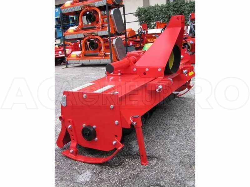 fraise-rotative-tracteur-srie-medium-avec-dport-mcanique-agrieuro-ur-132-caractristiques-techniques-4326_3_1667812067_IMG_6368cae3b7fd5.jpg Fraise rotative à tracteur série medium avec déport mécanique Agrieuro UR 132 – Image 1